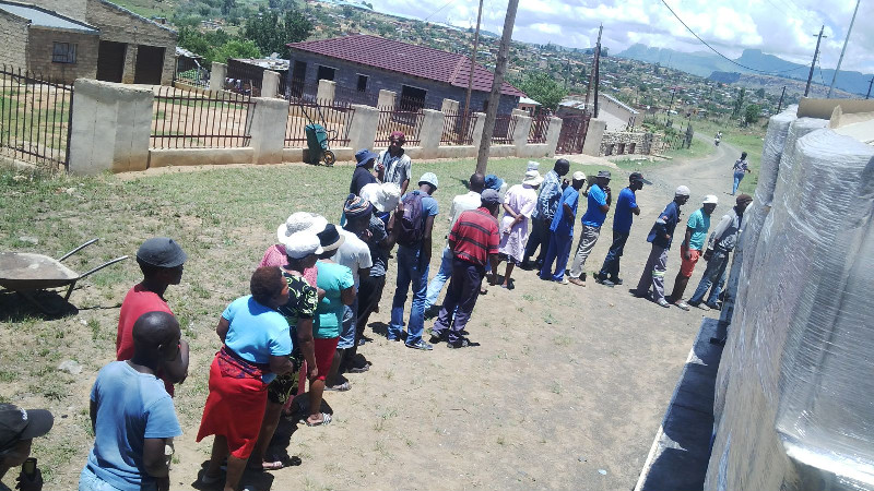 Long lines queuing for water in water starved QwaQwa where the AL-Imdaad Foundation has been conducting distributions